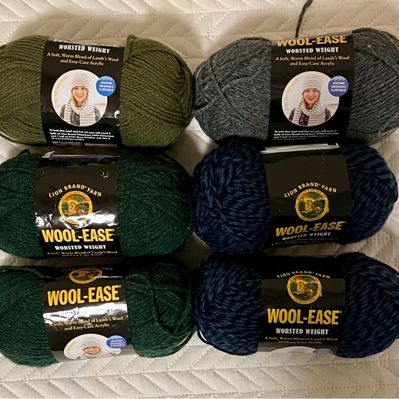 🧶 Lion Brand Wool-Ease Yarn - Acrylic/Wool Blend in Mixed Colors, 6 skeins 🧶 NWT - Picture 2 of 4